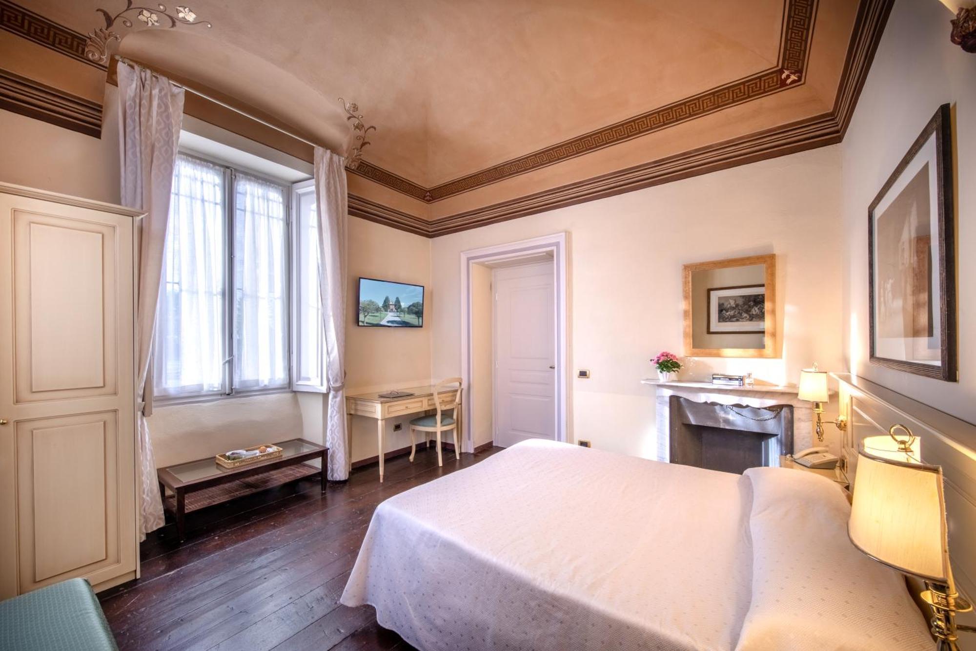 Hotel Villa Liberty Pontecurone Екстер'єр фото