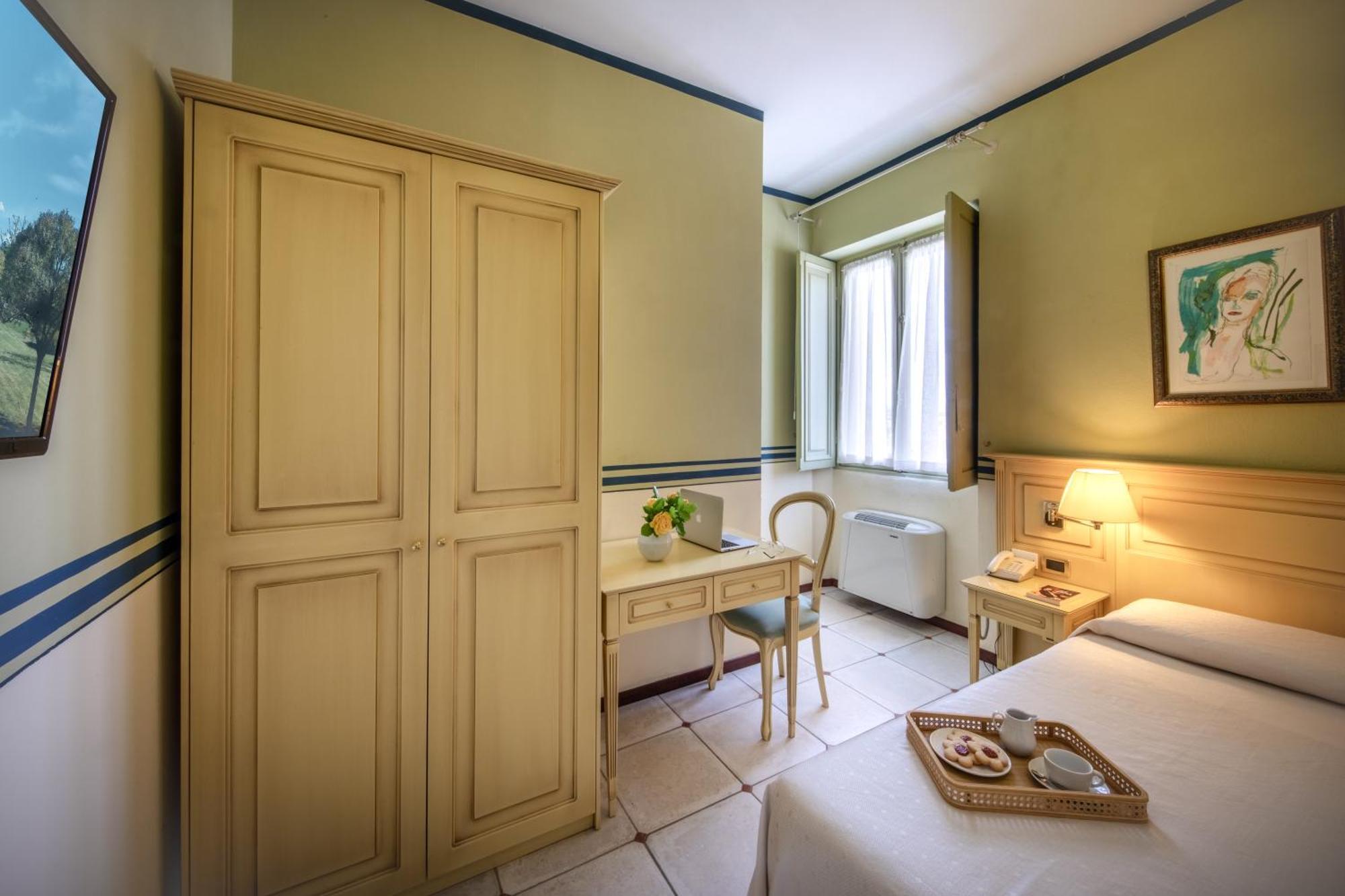 Hotel Villa Liberty Pontecurone Екстер'єр фото