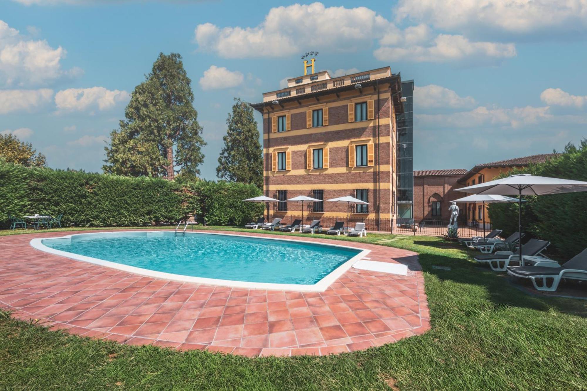 Hotel Villa Liberty Pontecurone Екстер'єр фото